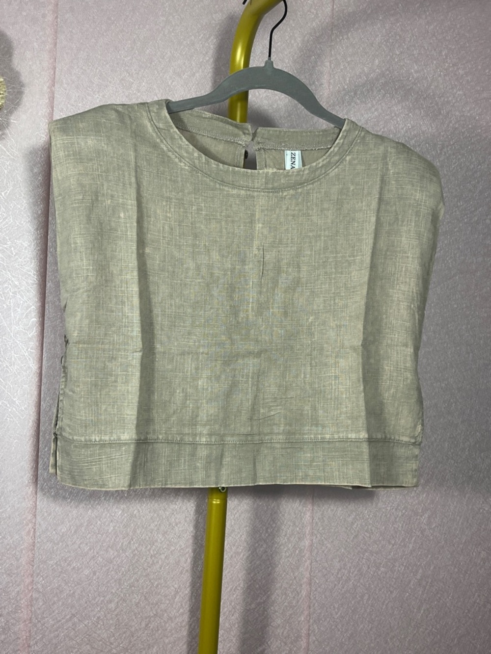 Zenana Outfitters Lightweight Beige Crop Top